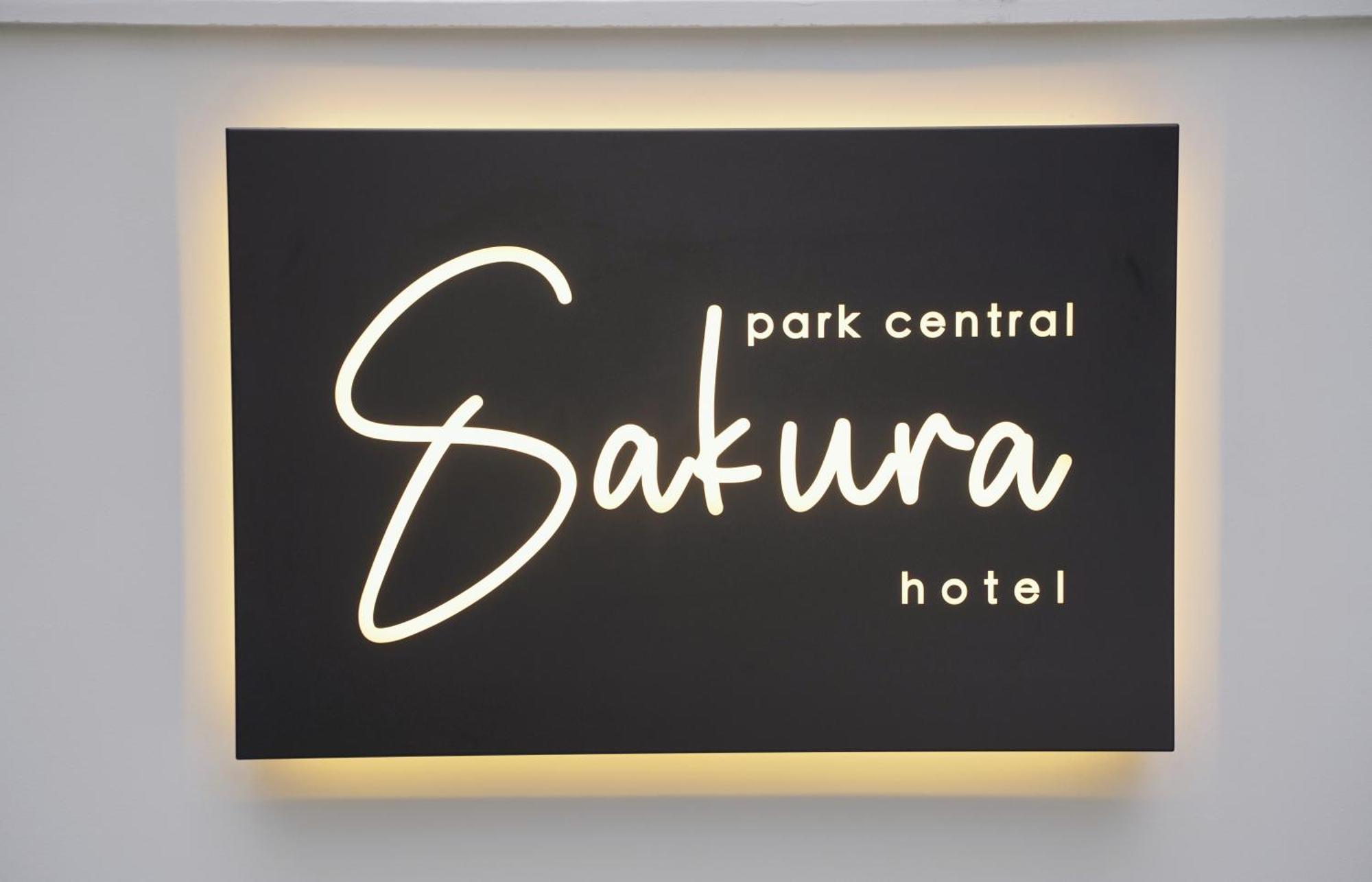Park Central Sakura Hotel Osaka Esterno foto